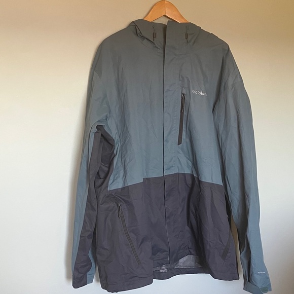 Columbia Men's Two-Tone Windbreaker - Picture 2 of 7